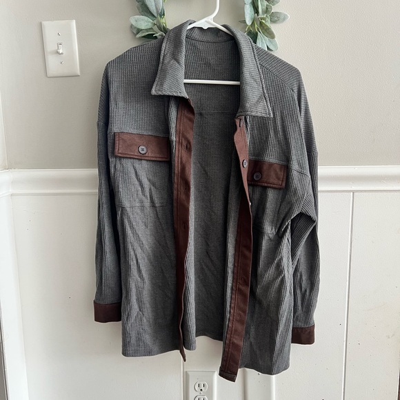 Button Up - Picture 1 of 1